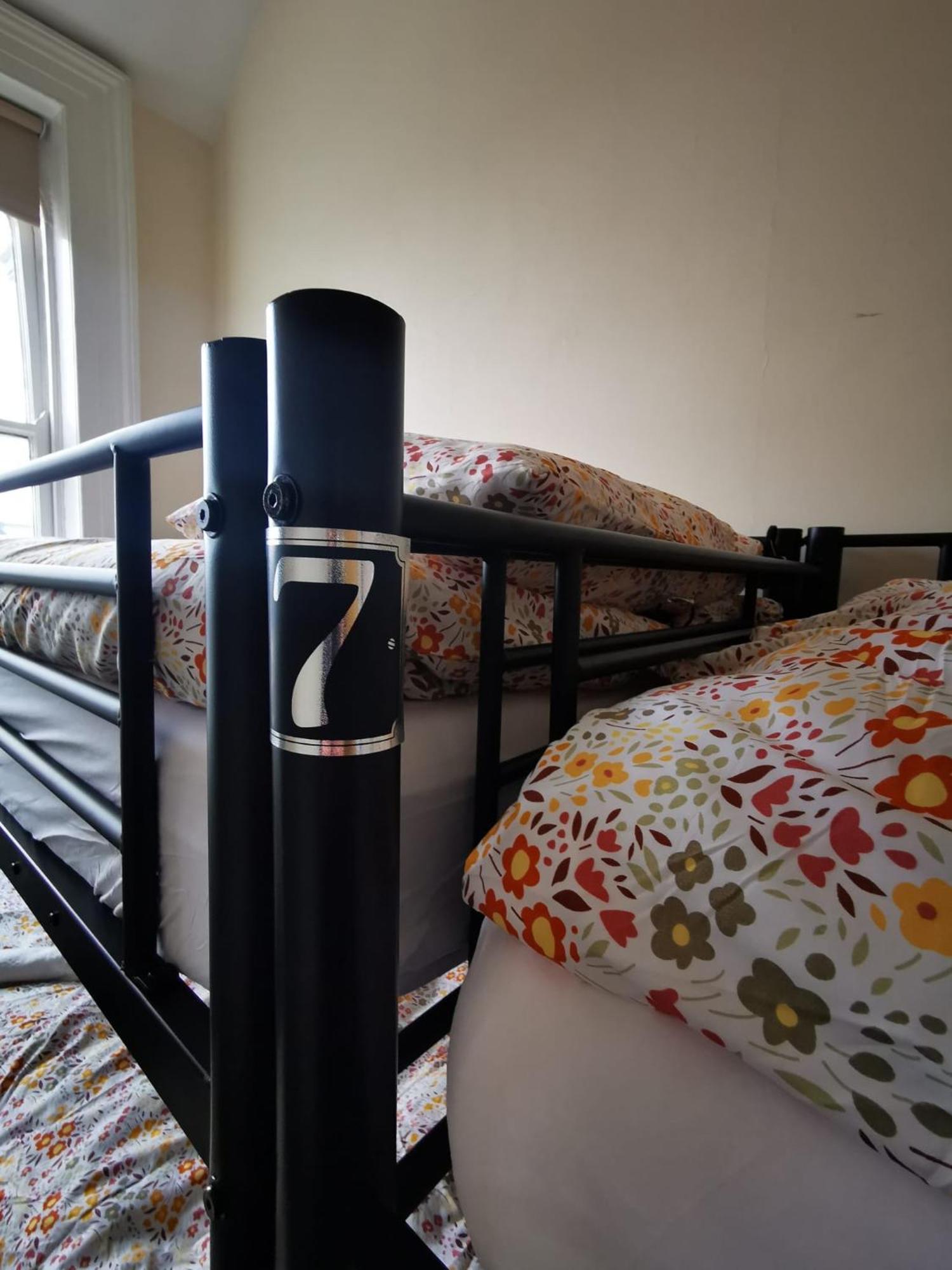 Botanic Avenue Hostel Less Than A Mile From The City Centre Belfast Kültér fotó